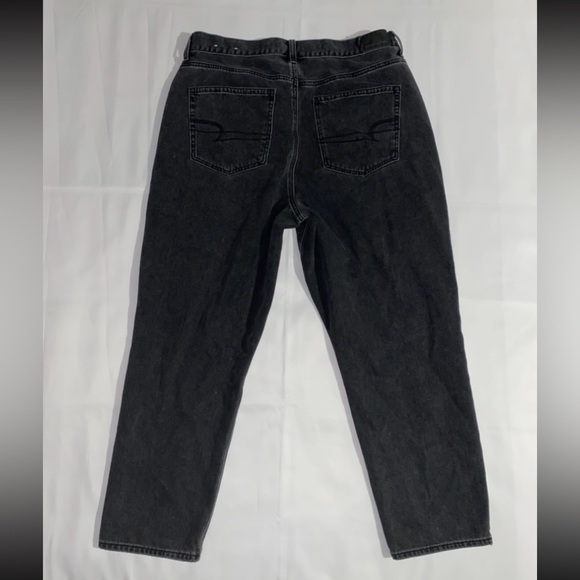 American Eagle Black Denim Mom Jeans - Picture 10 of 11